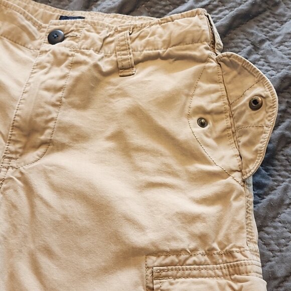 Gap kids cargo shorts size 10 - Picture 3 of 6